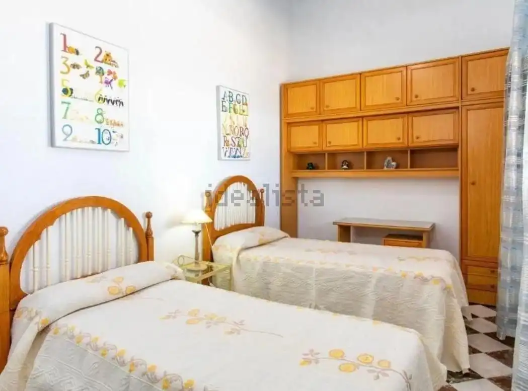 Dormitori de Casa o xalet en venda en Motril amb Aire condicionat, Calefacció i Terrassa