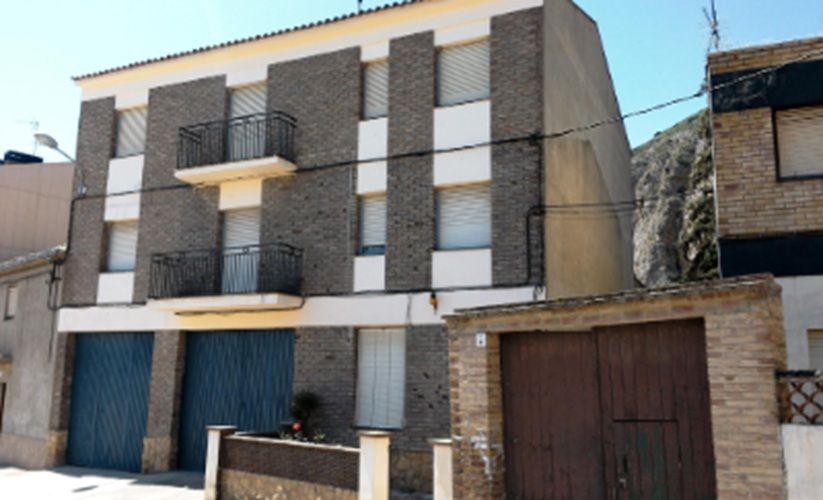 Vista exterior de Local en venda en Os de Balaguer