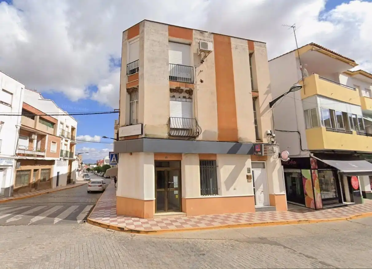 Local comercial en venta en Avenida Constitución 13, imagen 2