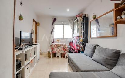 Living room of Flat for sale in  Barcelona Capital  with Heating