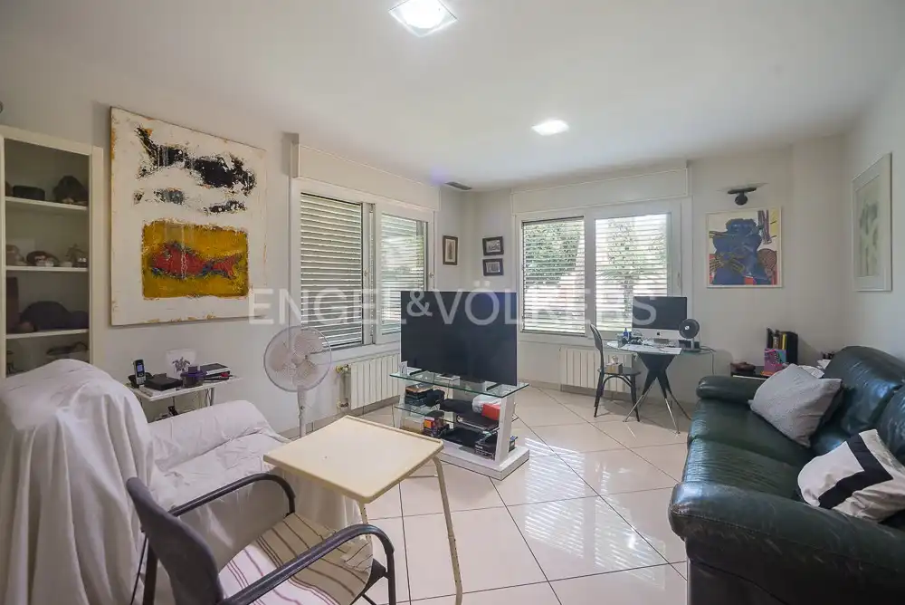 Sala d'estar de Casa o xalet en venda en Benicasim / Benicàssim amb Calefacció, Jardí privat i Terrassa