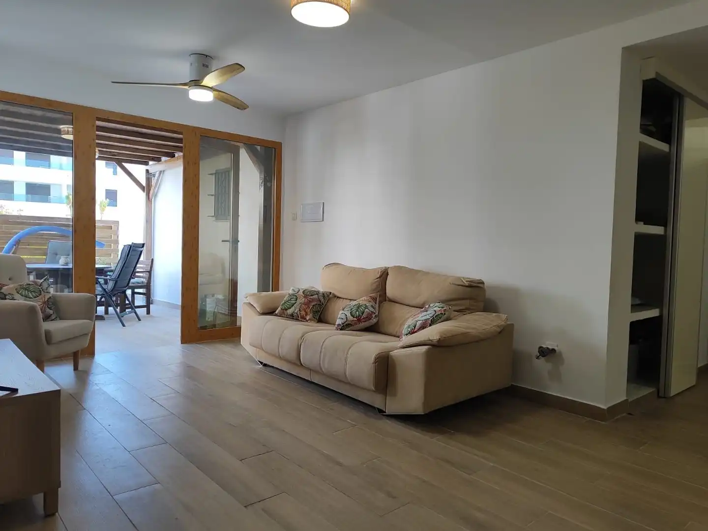 Living room of Flat for rent in Orihuela  with Air Conditioner, Heating and Private garden