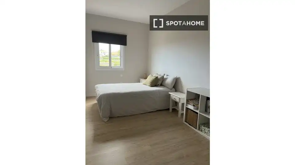 Dormitori de Apartament per a compartir en Los Realejos amb Aire condicionat, Terrassa i Moblat