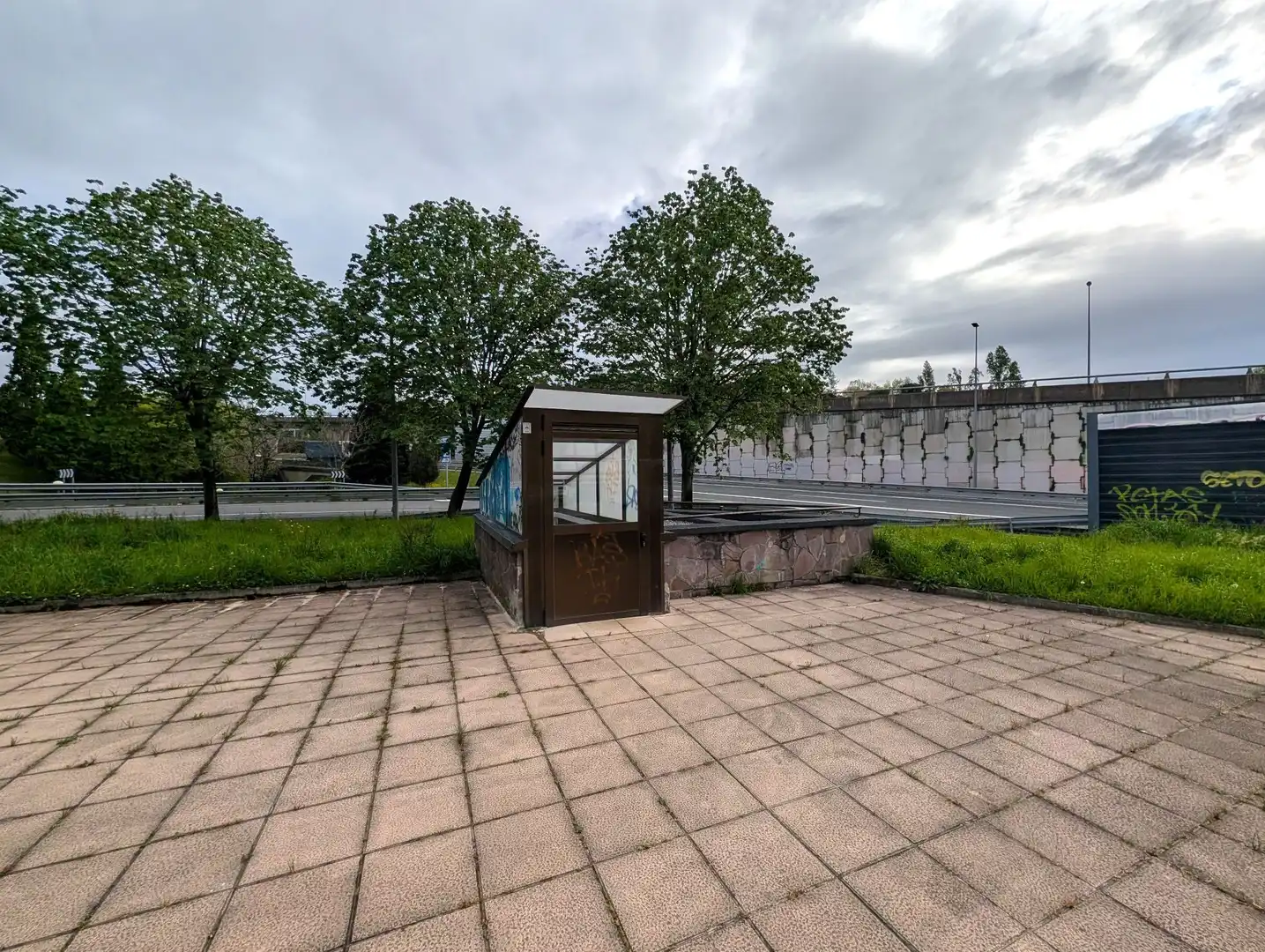 Exterior view of Storage room for sale in Lasarte-Oria
