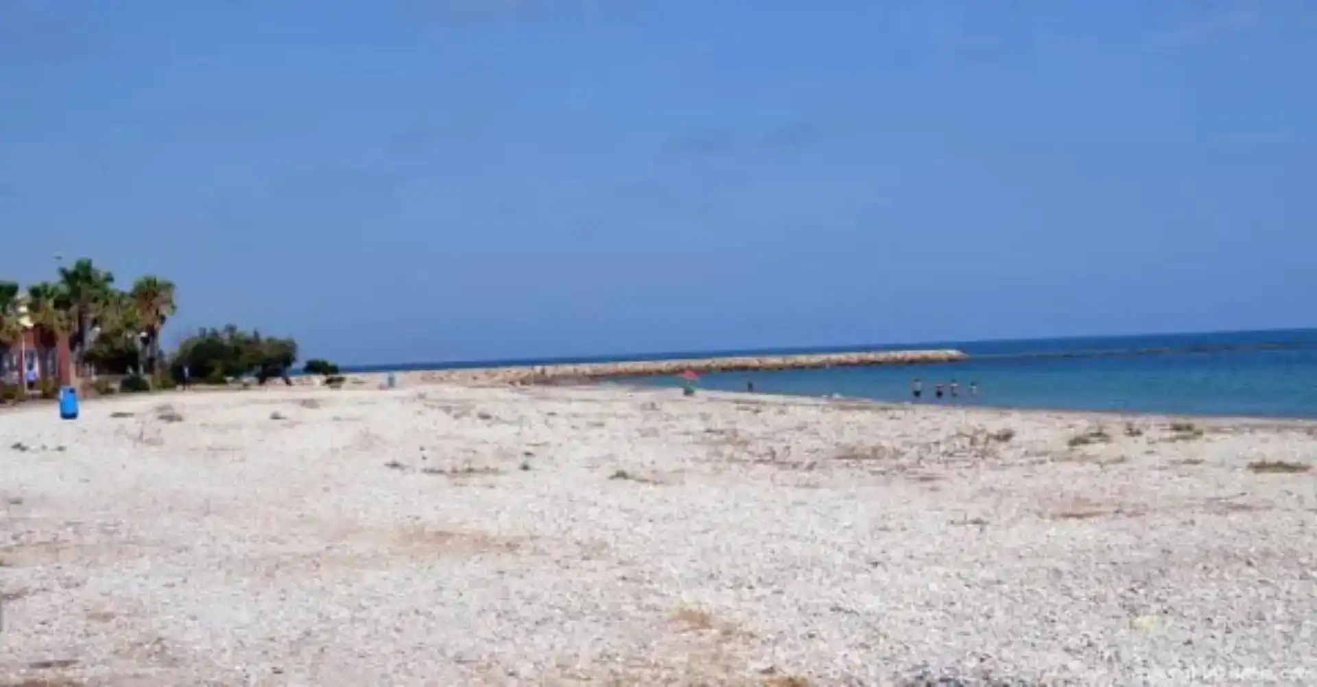 Flat for rent in Dénia  with Air Conditioner, Private garden and Furnished