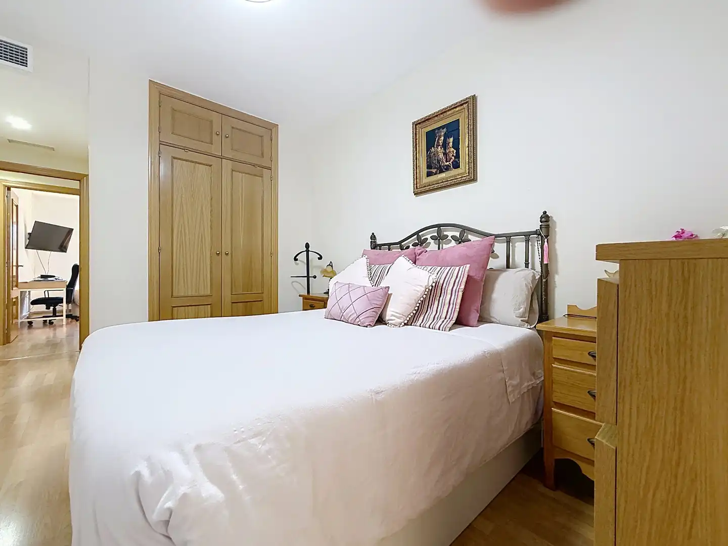 Bedroom of Flat for sale in Málaga  with Air Conditioner, Terrace and Oven