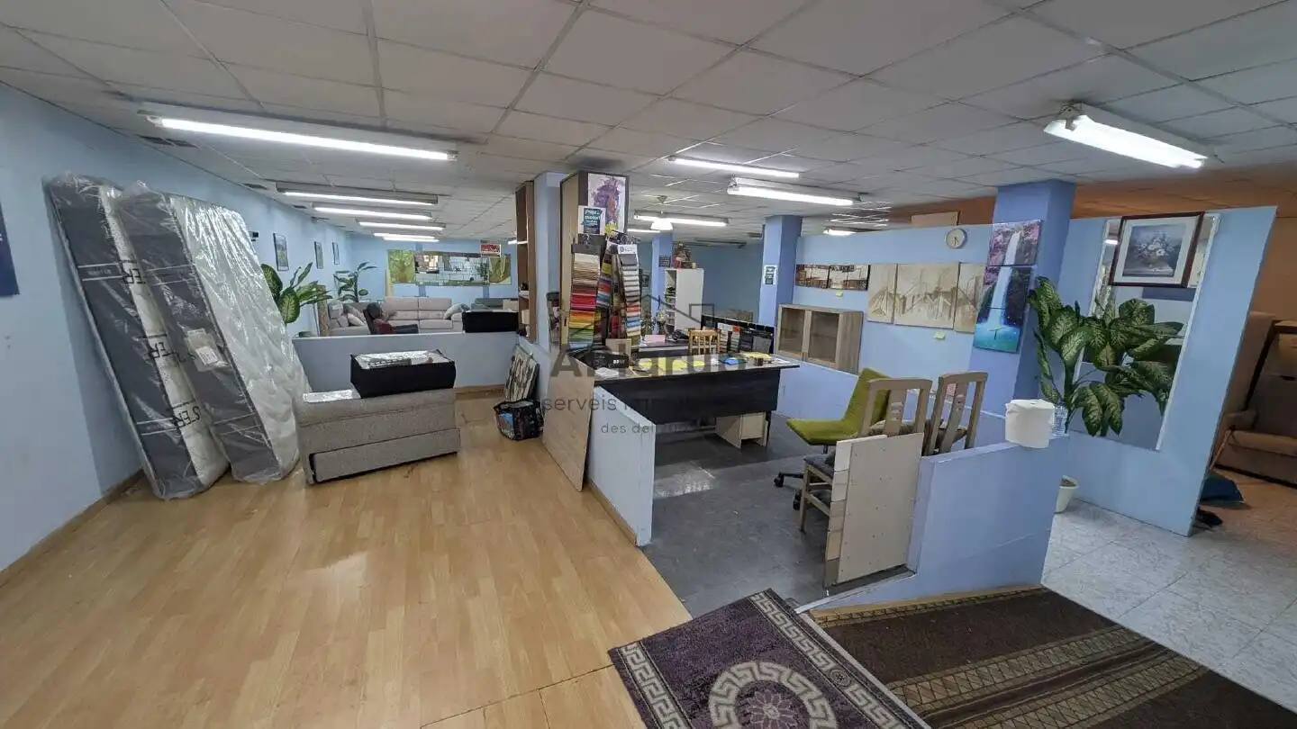 Local comercial en venda a Col.legis Nous, imagen 13