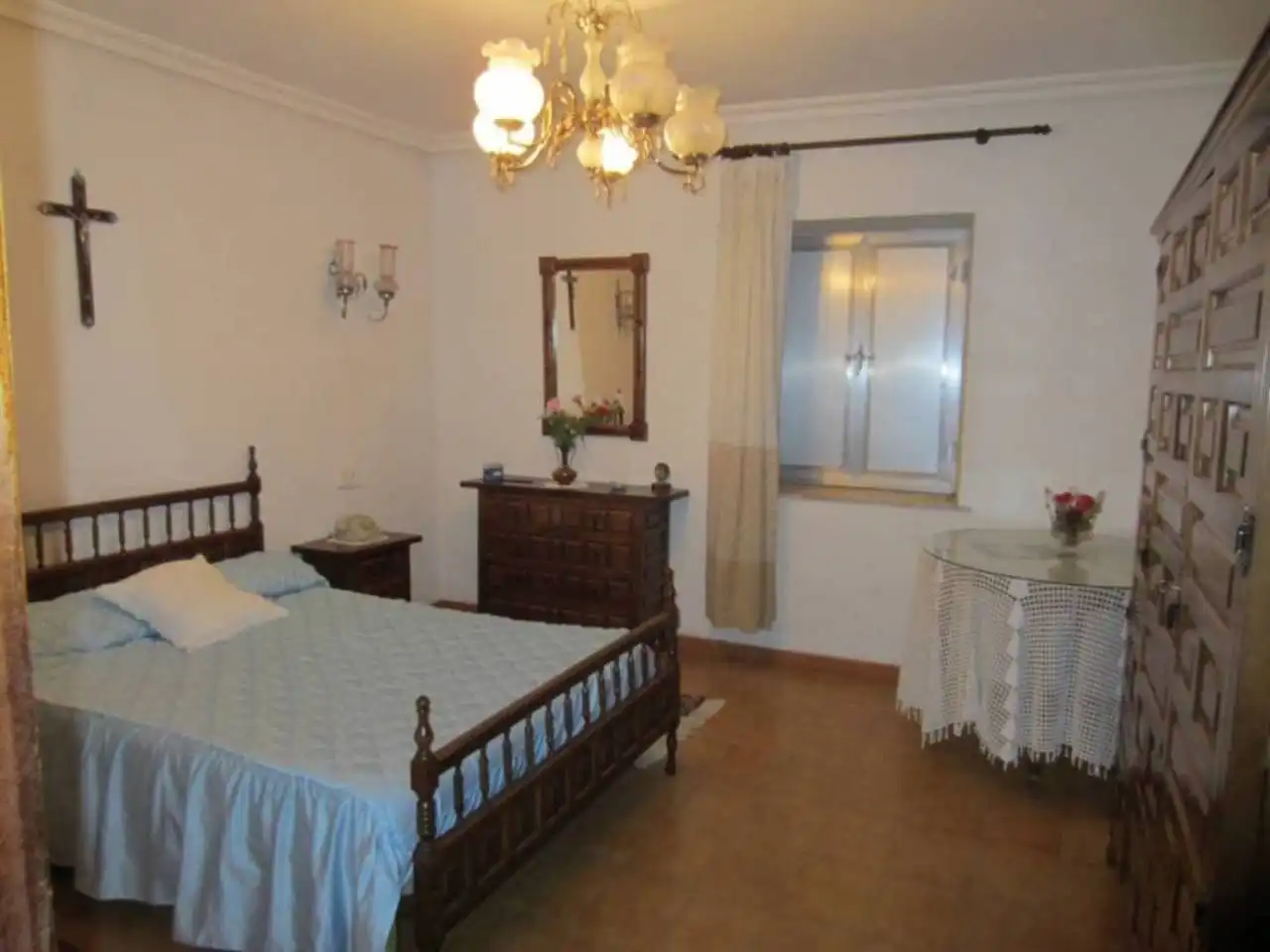Dormitori de Casa o xalet en venda en Fuentes de Oñoro amb Terrassa i Moblat