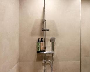 Bathroom of Flat to rent in Alcorcón  with Air Conditioner, Furnished and Pets allowed
