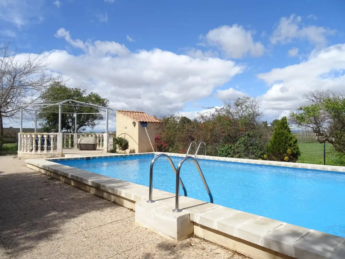 Piscina de Casa o xalet en venda en Cartagena amb Jardí privat