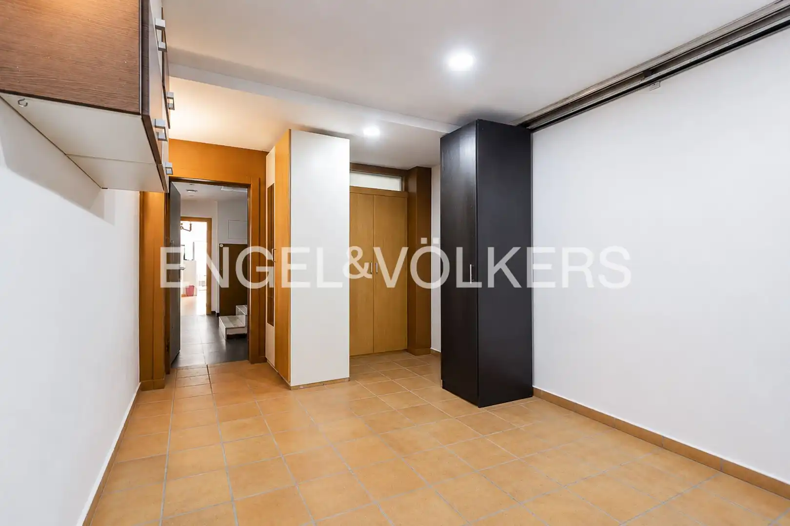 Casa adosada en venta en Sabadell con Calefacción, Terraza y Balcón
