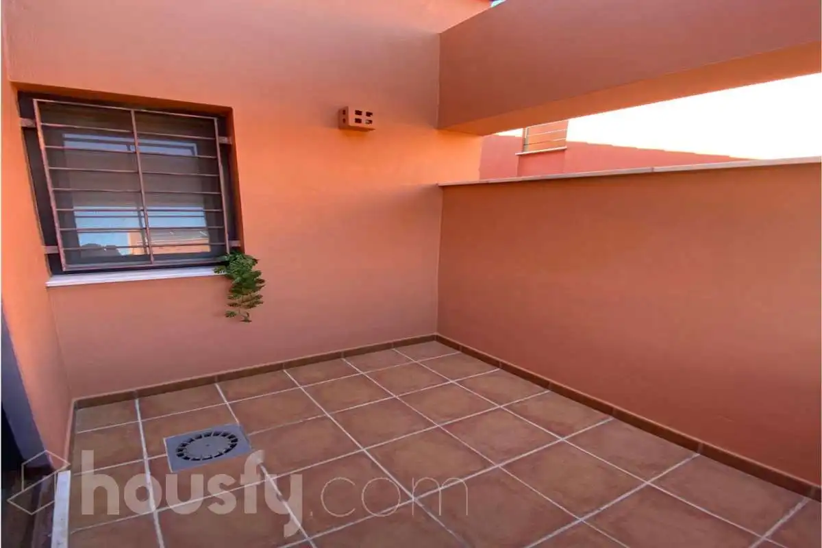 Haus oder Chalet zur Miete in Calle Irlanda, Puntales - Zona Franca