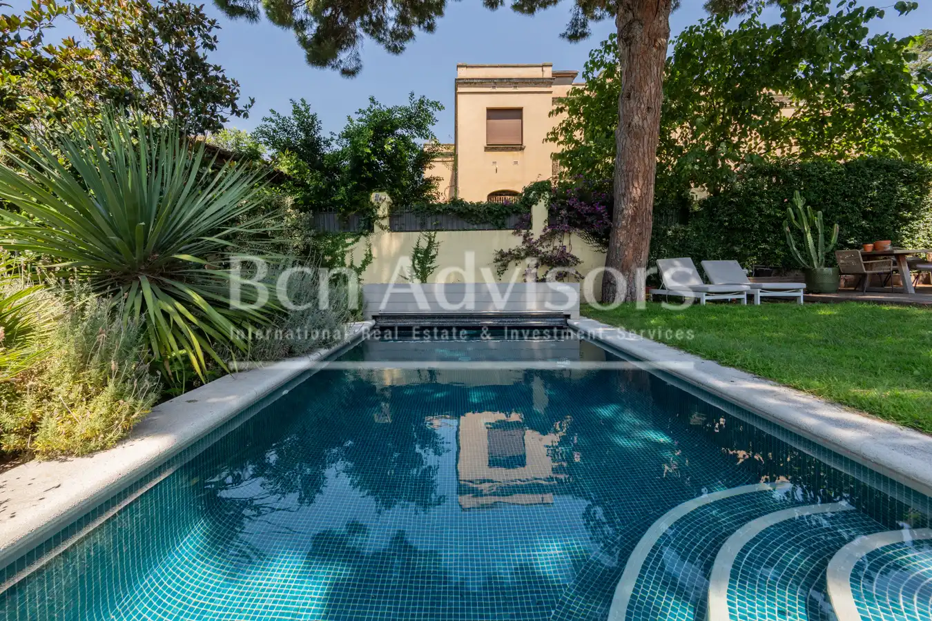 Jardí de Casa o xalet de lloguer en Barcelona amb Aire condicionat, Calefacció i Jardí privat