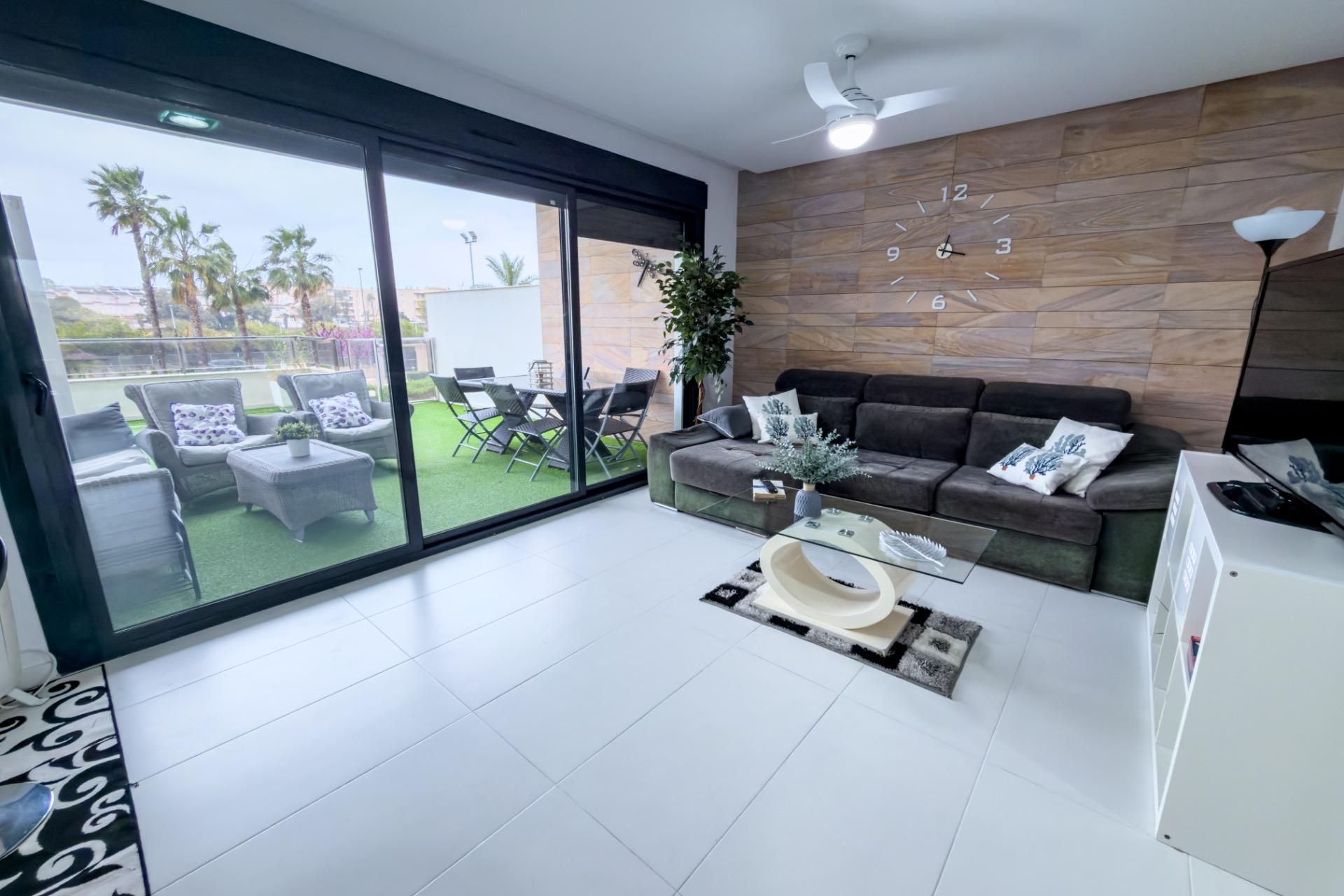 Living room of Planta baja for sale in Pilar de la Horadada  with Air Conditioner, Private garden and Terrace