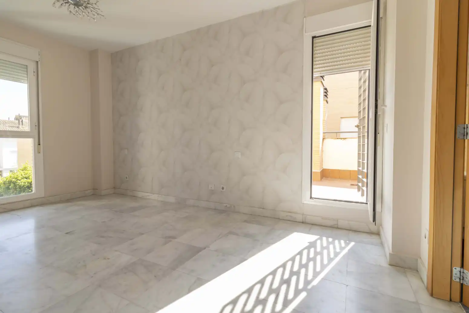 Casa adosada en venta en Espartinas con Aire acondicionado, Terraza y Piscina