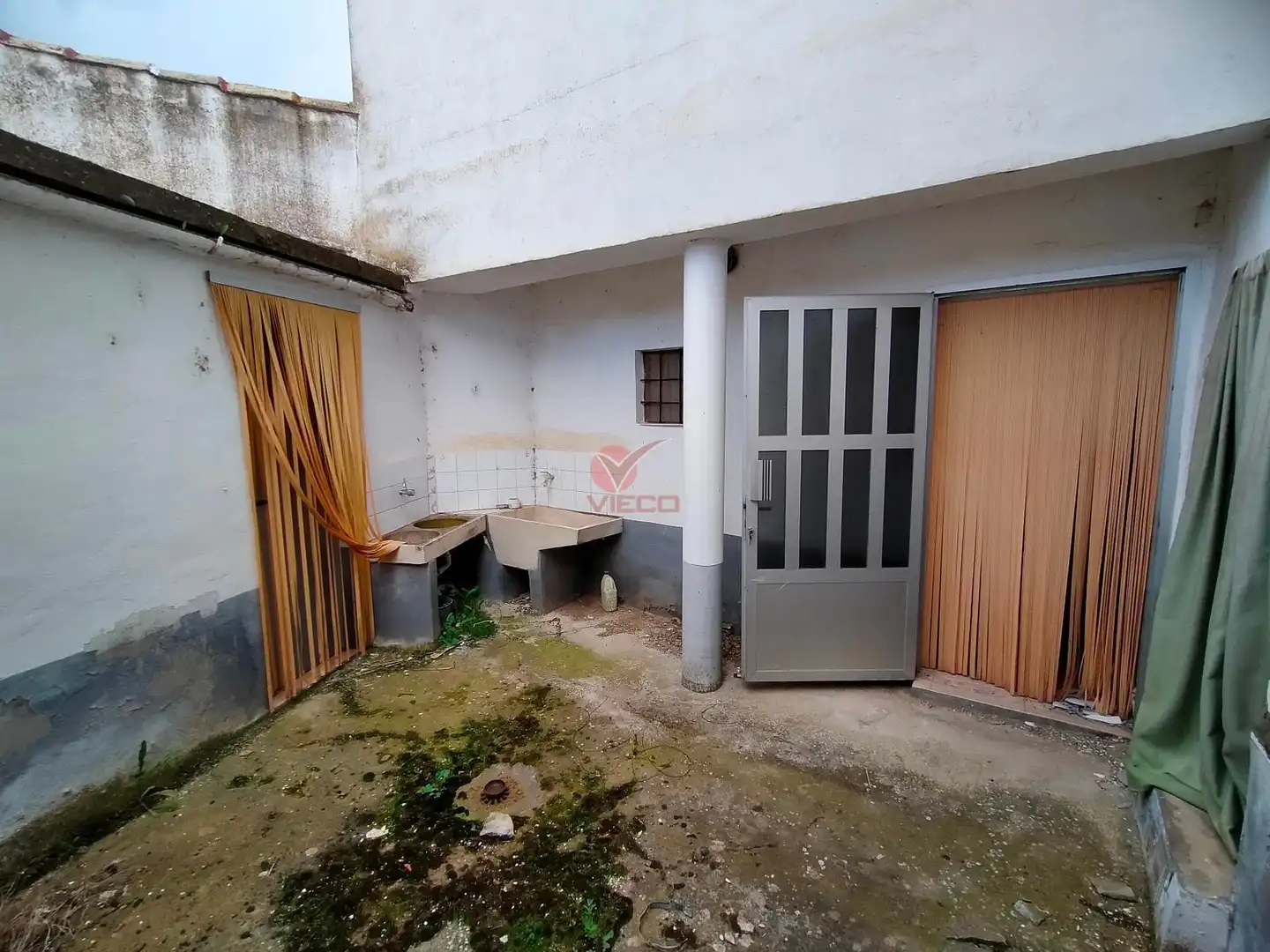 Houses for sale in Altarejos  with Heating and Storage room