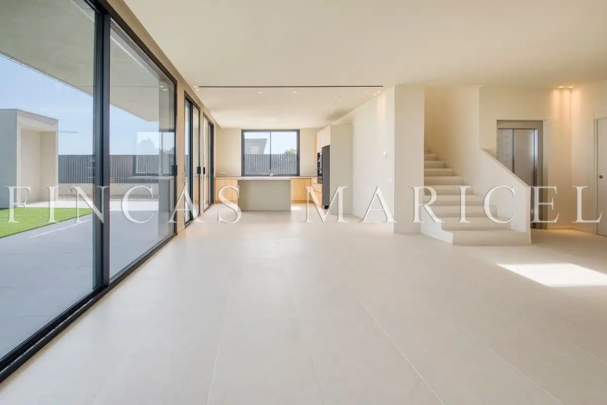 Houses for sale in Sitges  with Air Conditioner, Heating and Private garden