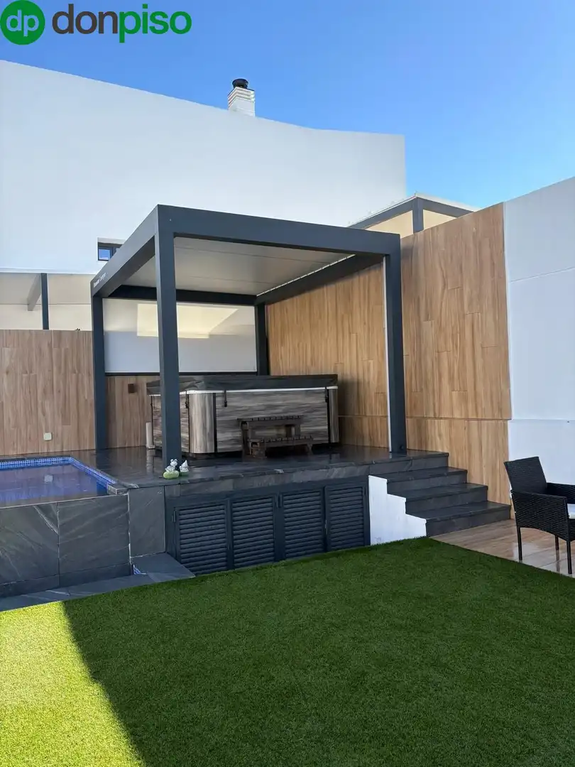 Reihenhaus mit Pool zum Verkauf in Calle HAYAS (LOMA VERDE), imagen 15