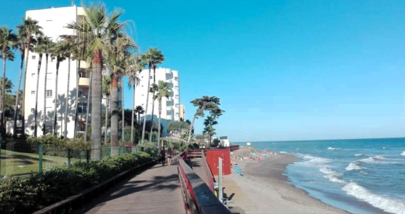 Exterior view of Apartment for sale in Mijas  with Air Conditioner, Storage room and Furnished