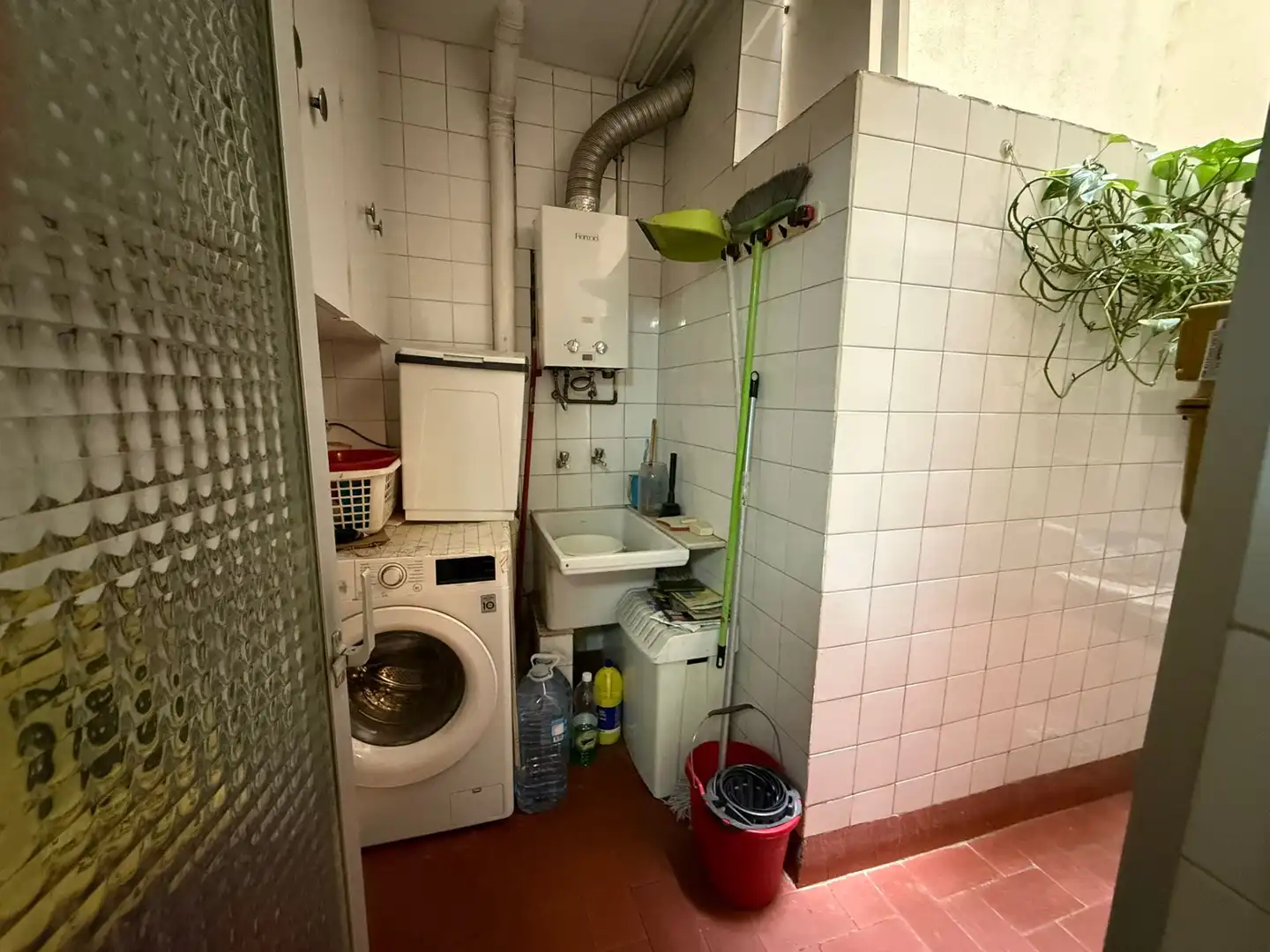 Pis en venda en Cornellà de Llobregat amb Balcó