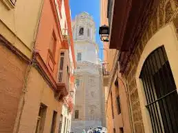Vista exterior de Edificio en venta en El Puerto de Santa María