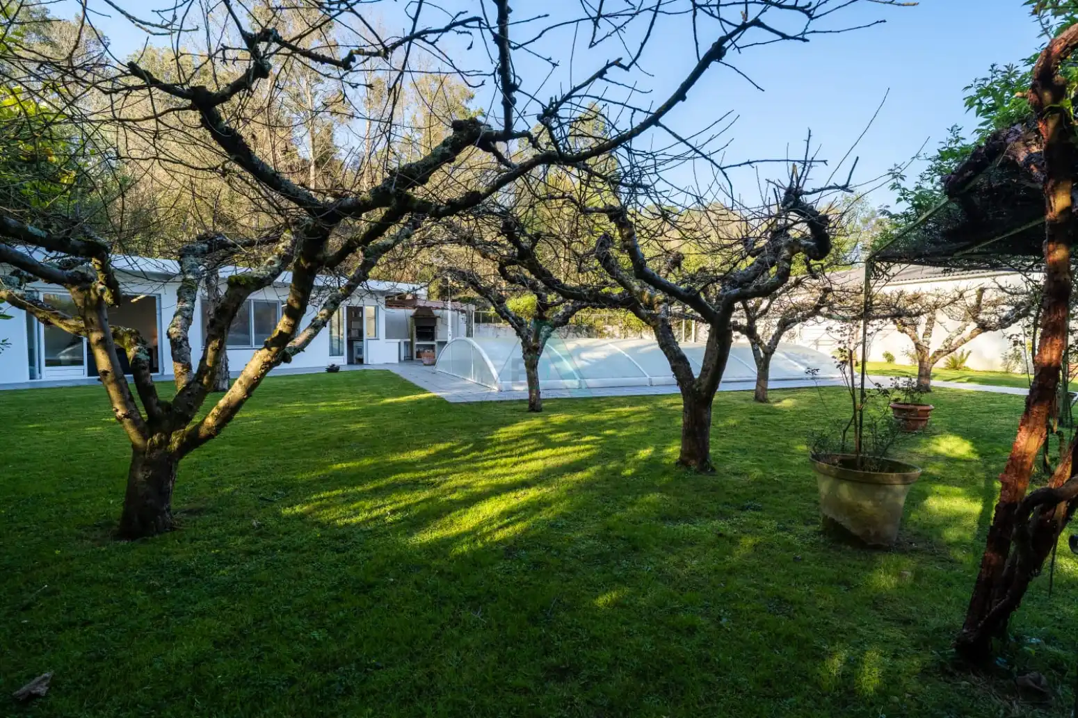 Jardí de Casa o xalet en venda en Llanes amb Jardí privat, Terrassa i Piscina