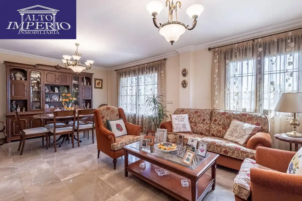 Casa con giardino in vendita a Calle MARIANA PINEDA, imagen 7