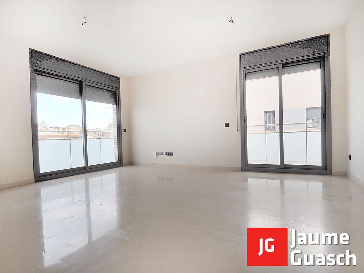 Pis de lloguer a Avinguda del President Companys, Centre