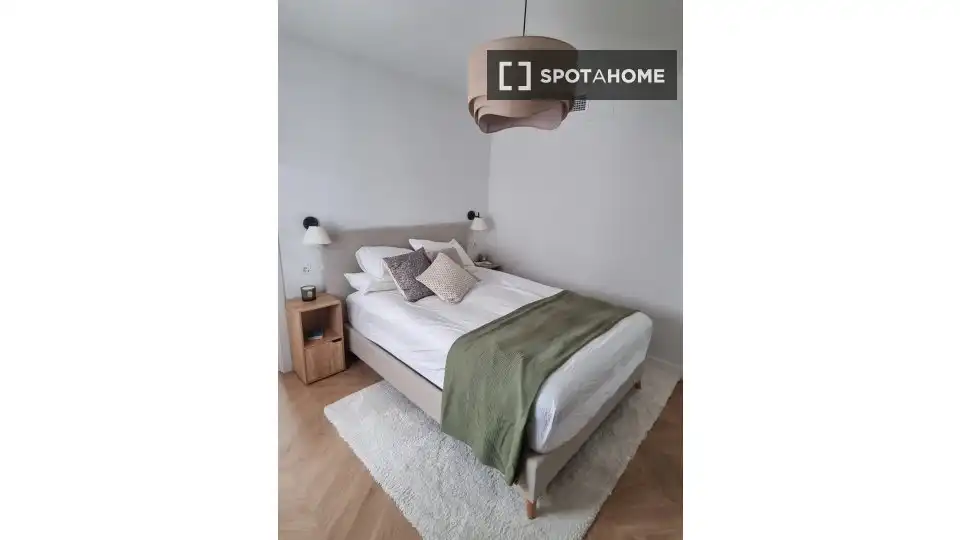 Bedroom of Apartments for share in Málaga  with Air Conditioner, Terrace and Furnished