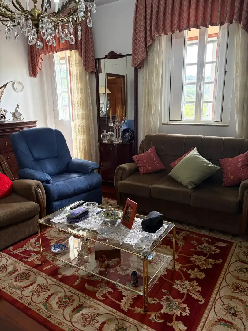 Sala d'estar de Casa o xalet en venda en Cotobade amb Calefacció, Moblat i Balcó