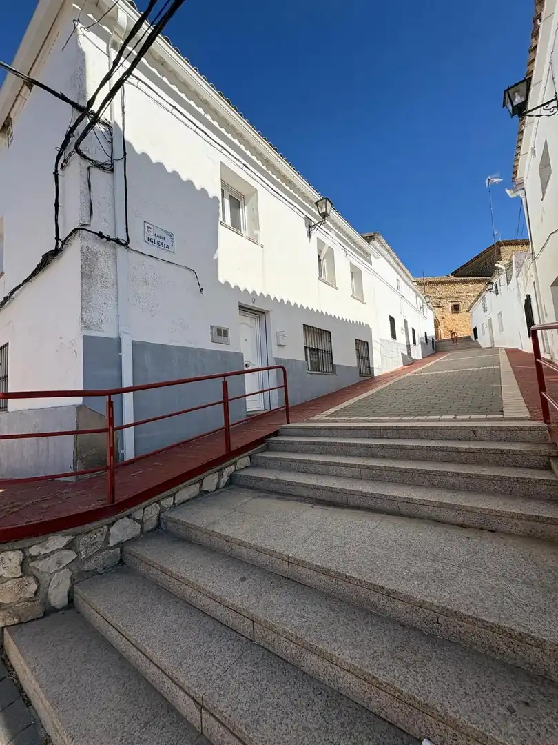 Vista exterior de Casa o xalet en venda en Cervera del Llano