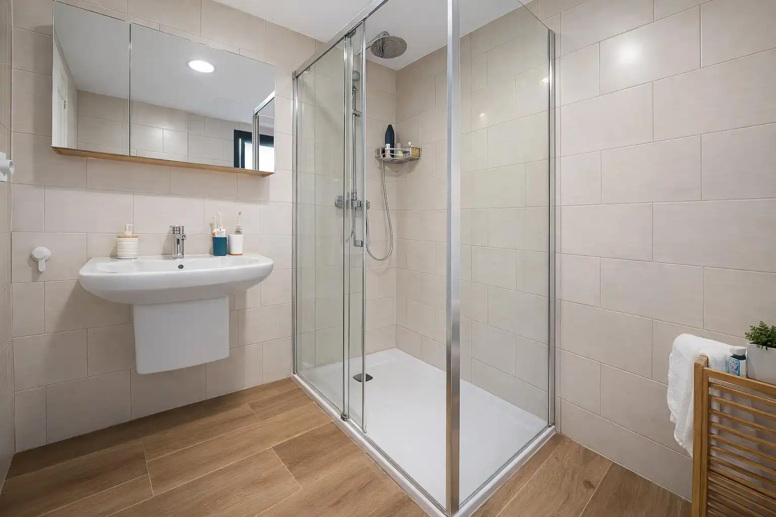 Baño de Casa adosada en venta en Vilallonga del Camp con Aire acondicionado, Calefacción y Jardín privado