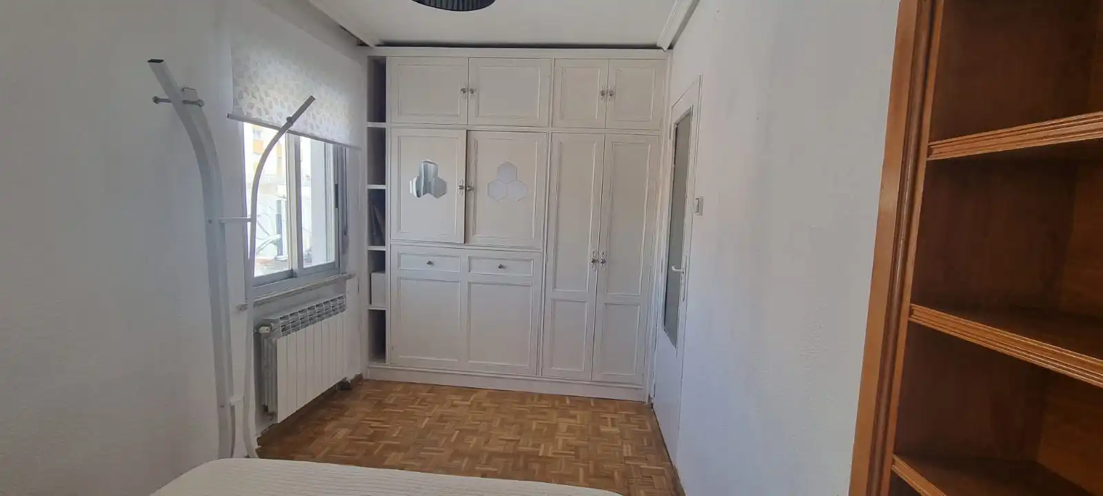 Dormitori de Pis en venda en Salamanca amb Calefacció, Parquet i Terrassa