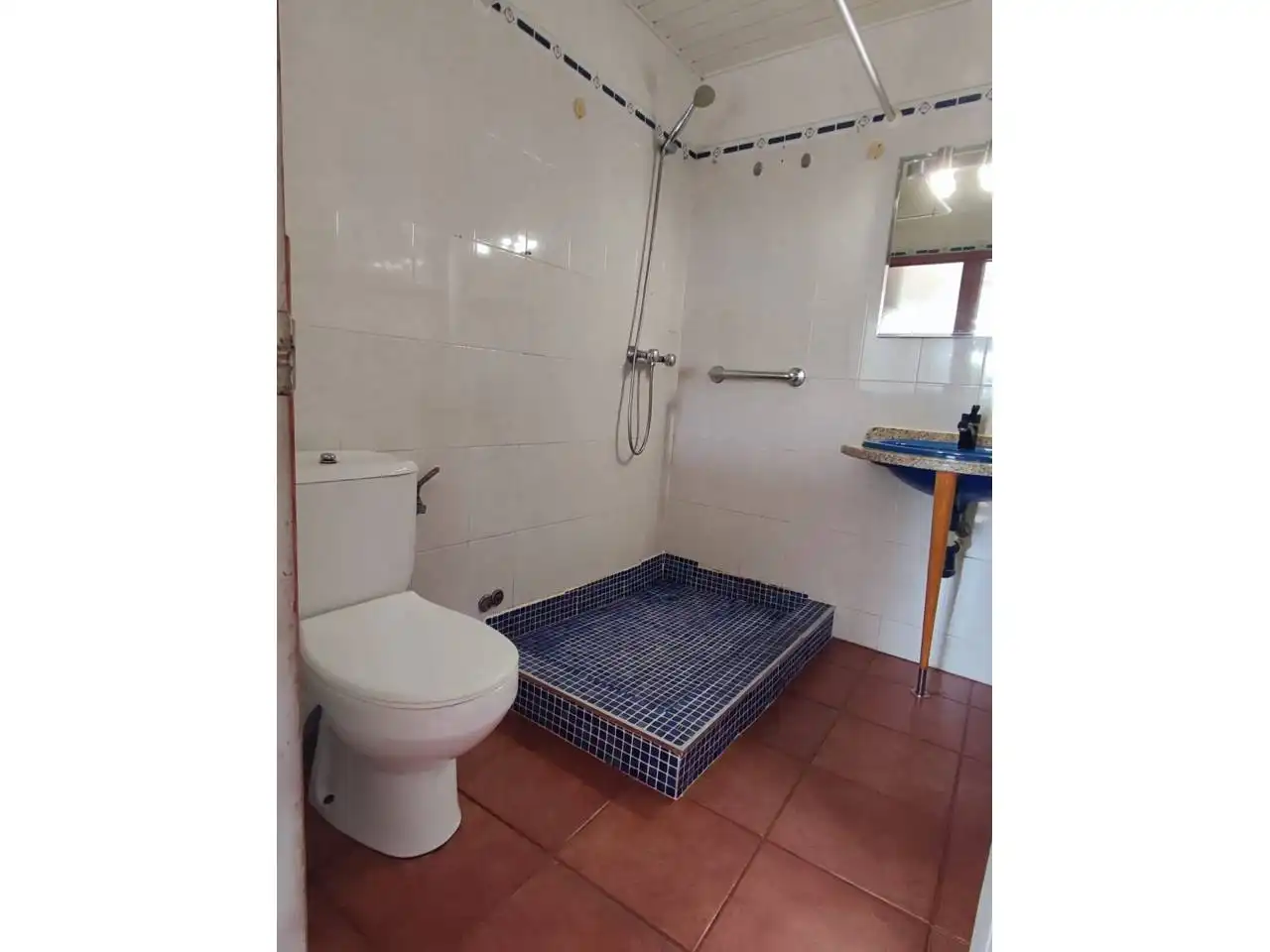 Bany de Casa adosada en venda en Castillazuelo amb Parquet