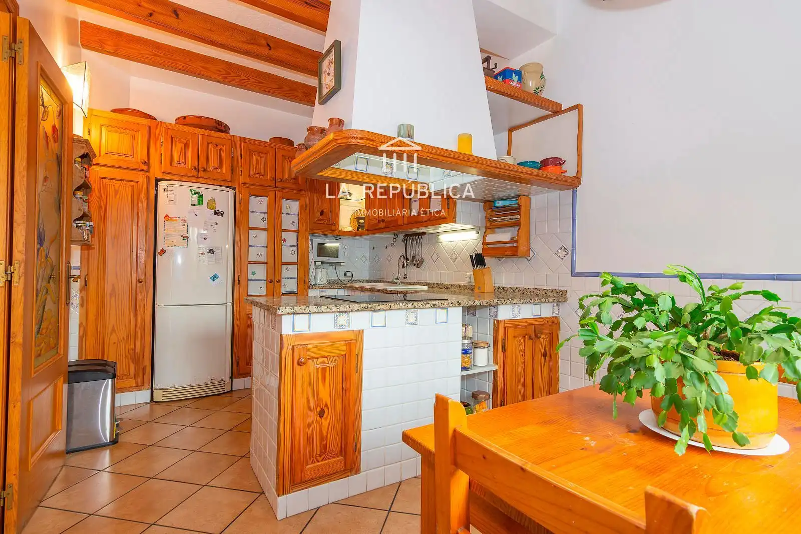Cocina de Casa o chalet en venta en Cabrera de Mar con Aire acondicionado, Calefacción y Jardín privado