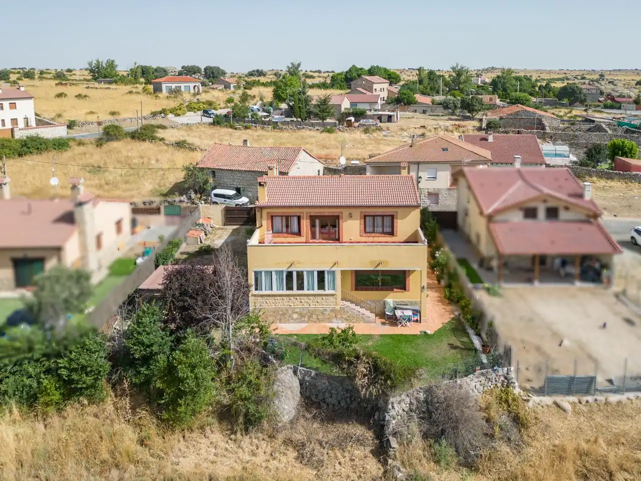 Vista exterior de Casa o chalet en venta en Ávila con Calefacción, Jardín privado y Terraza
