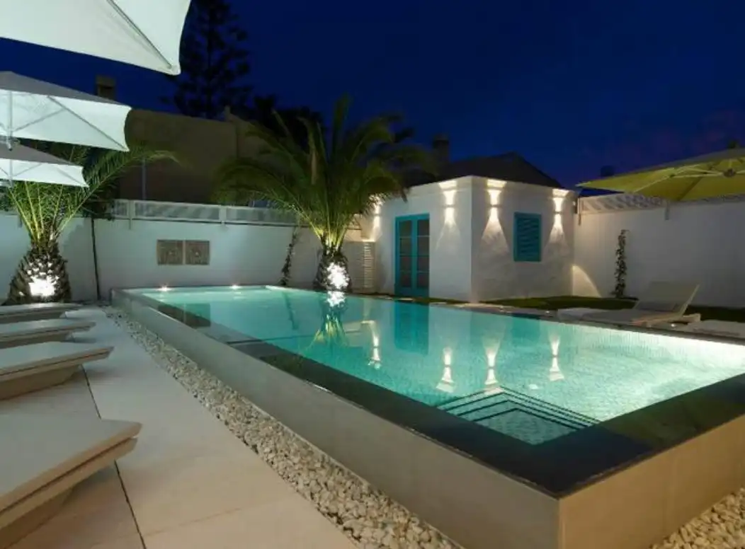 Piscina de Casa o xalet en venda en Estepona amb Aire condicionat, Calefacció i Jardí privat