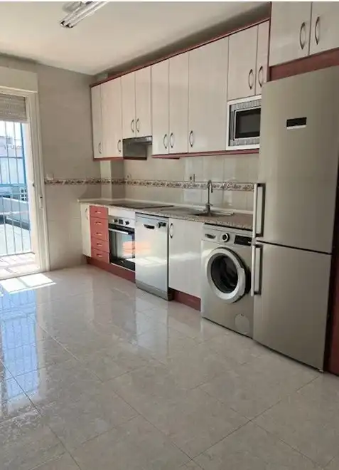 Cuina de Pis de lloguer en San Sebastián de los Reyes amb Aire condicionat, Calefacció i Parquet