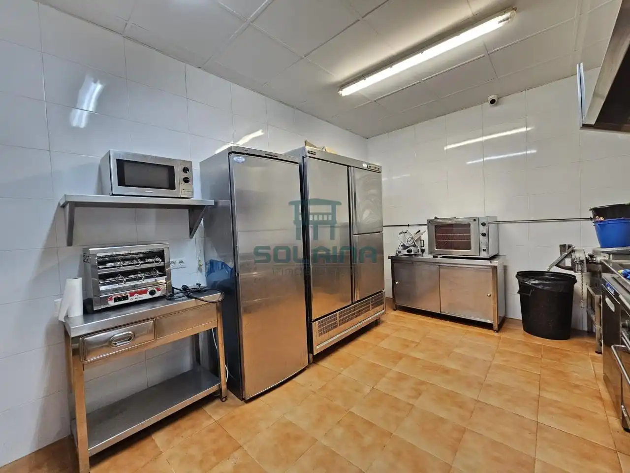 Local commercial à vendre à As Lagoas, imagen 6