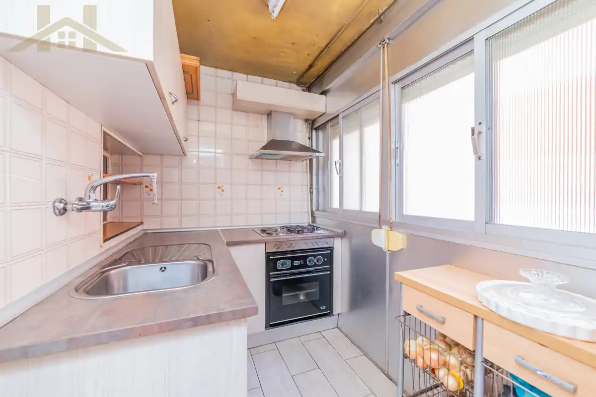 Kitchen of Flat for sale in Aranjuez  with Air Conditioner, Heating and Terrace
