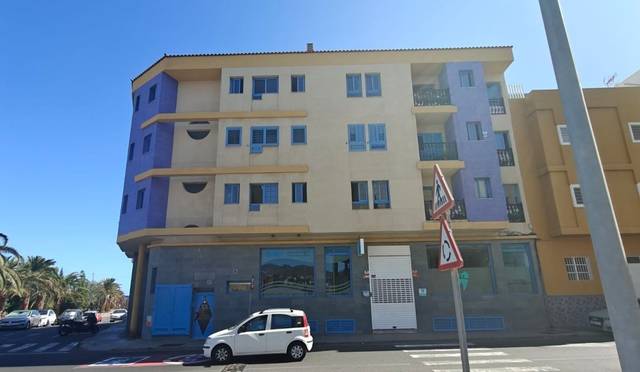 Piso en Venta en Calle la Centrífuga, 91 en Vecindario - El Doctoral - Cruce de Sardina