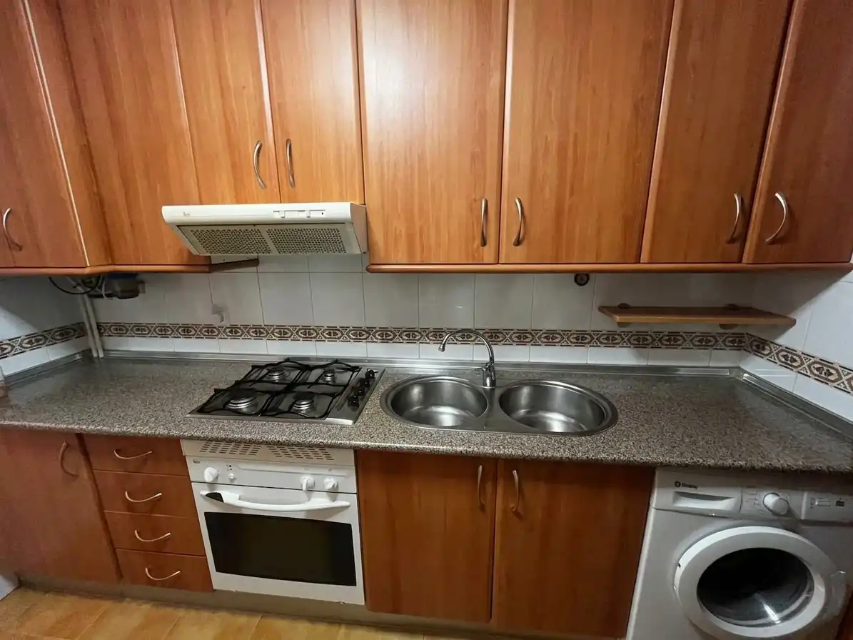 Appartement compact avec ascenseur à louer à Calle de Pedrera Baja, imagen 7