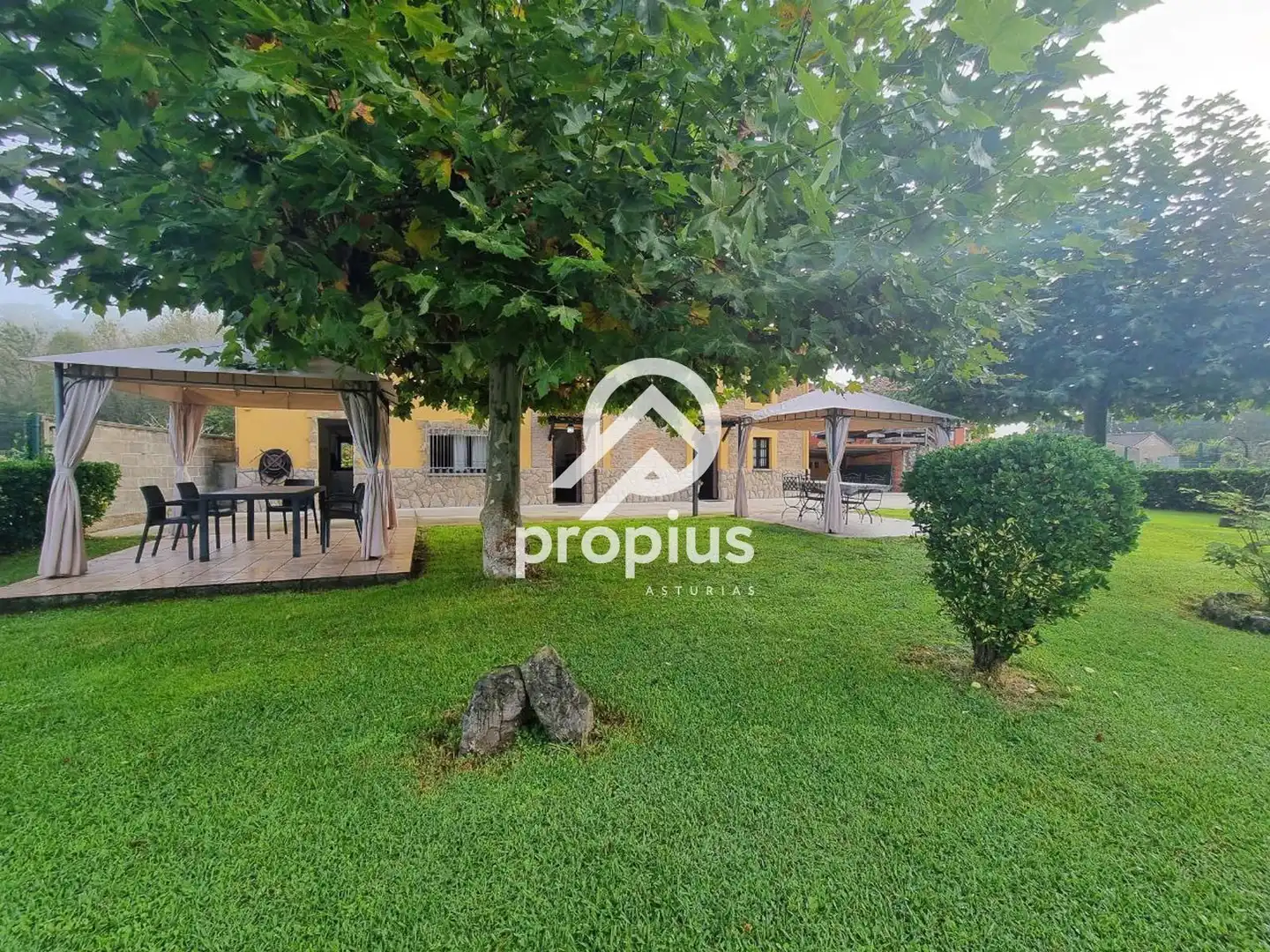 Casa o chalet en venta en Parres con Calefacción, Jardín privado y Parquet
