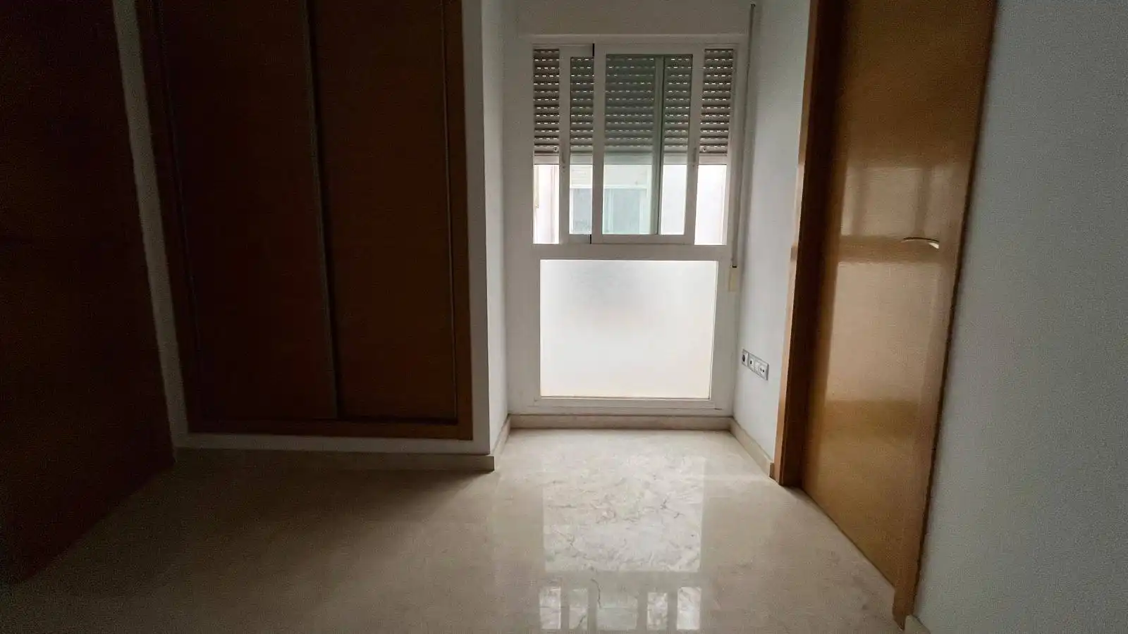 Piso en venta en Elche / Elx con Balcón