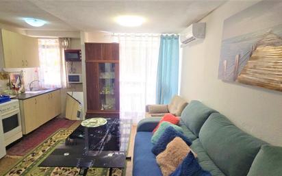 Sala d'estar de Loft en venda en Torremolinos amb Aire condicionat