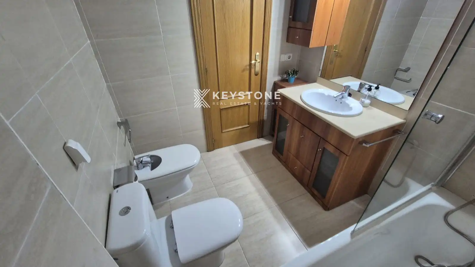 Bathroom of Flat for sale in  Palma de Mallorca  with Air Conditioner and Terrace