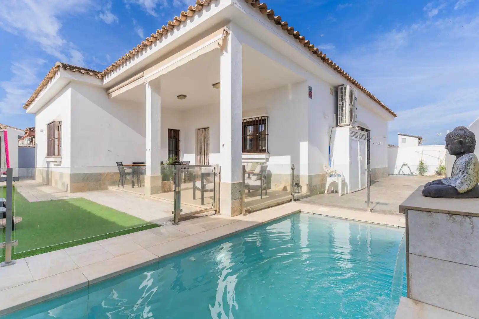 Maison rustique avec piscine à vendre à 12 Camino del Monte Perdido