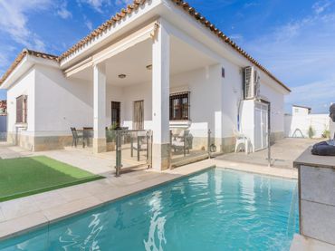 Maison rustique avec piscine à vendre à 12 Camino del Monte Perdido