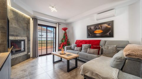 Exclusivo Chalet Pareado en Esquina  Cancelada Estepona