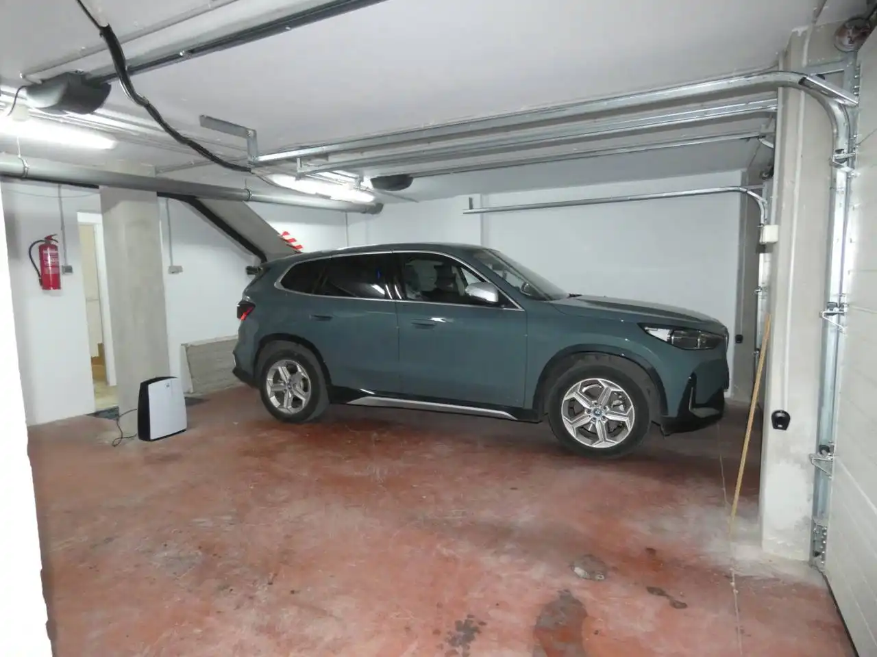Parkplatz von Einfamilien-Reihenhaus zum Verkauf in Benicarló mit Klimaanlage, Heizung und Privatgarten